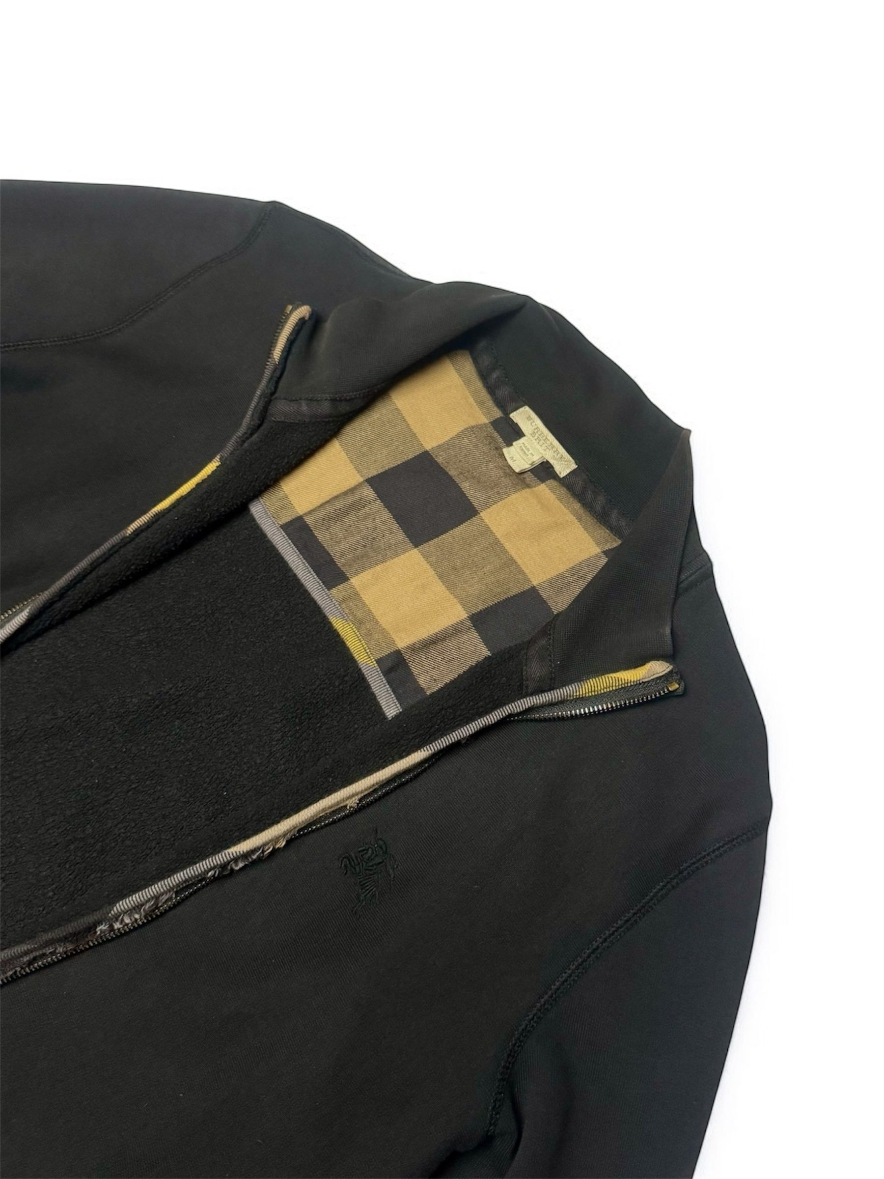 Photoroom_20250727_142418